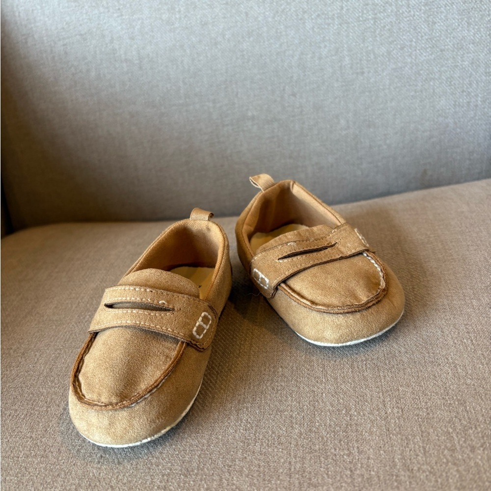 GAP Tan Baby Walker Shoes